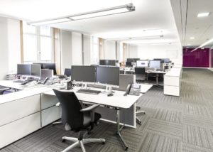 Rénovation de bureaux en région parisienne | HUGGY Rénovation de bureaux en région parisienne