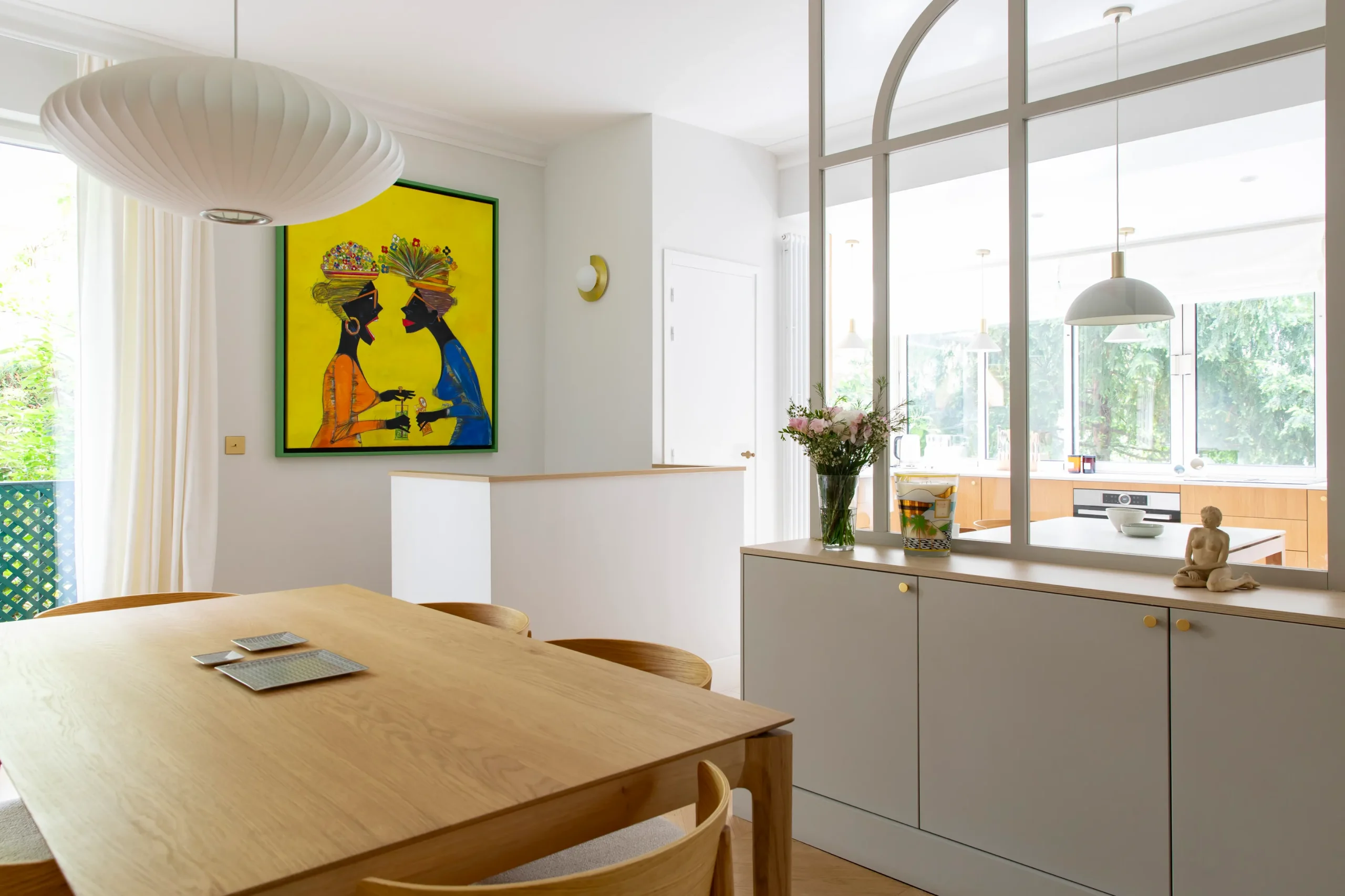 salle à manger avec verrière